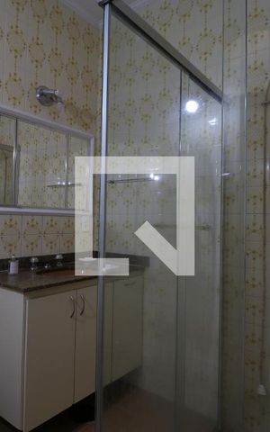 Casa à venda com 184m², 3 quartos e 3 vagasBanheiro