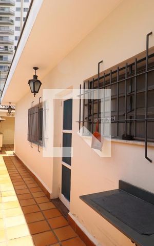 Casa à venda com 184m², 3 quartos e 3 vagasCorredor