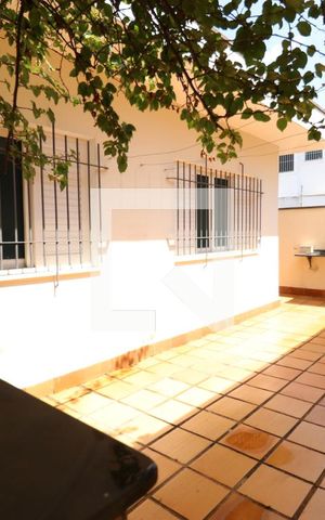 Casa à venda com 184m², 3 quartos e 3 vagasQuintal