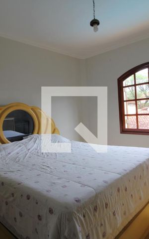 Casa à venda com 1000m², 3 quartos e 6 vagasSuíte 1