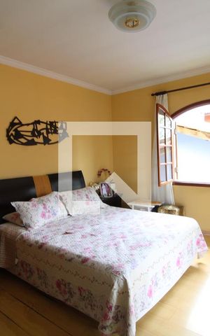 Casa à venda com 1000m², 3 quartos e 6 vagasSuíte 3