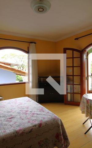 Casa à venda com 1000m², 3 quartos e 6 vagasSuíte 3