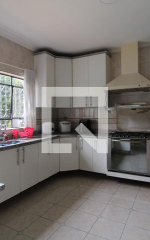 Casa à venda com 1000m², 3 quartos e 6 vagasCozinha