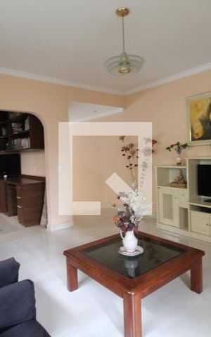 Casa à venda com 1000m², 3 quartos e 6 vagasSala 3