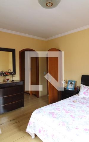 Casa à venda com 1000m², 3 quartos e 6 vagasSuíte 3