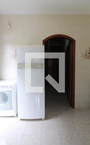 Casa à venda com 1000m², 3 quartos e 6 vagasLavanderia