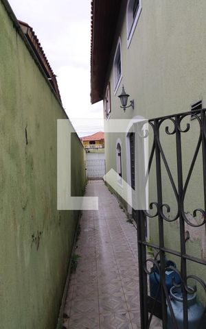 Casa à venda com 1000m², 3 quartos e 6 vagasQuintal lateral