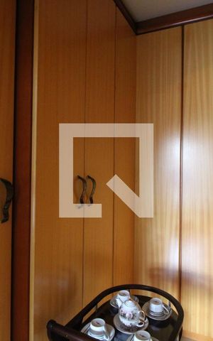 Casa à venda com 1000m², 3 quartos e 6 vagasCloset da suíte 3