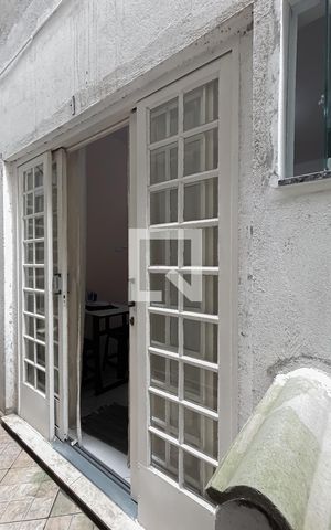 Studio para alugar com 24m², 1 quarto e sem vaga Studio para alugar com 24m², 1 quarto e sem vagaEntrada