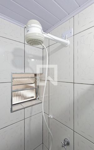 Studio para alugar com 24m², 1 quarto e sem vaga Studio para alugar com 24m², 1 quarto e sem vagaBanheiro