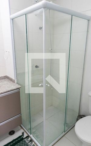 Studio à venda com 26m², 1 quarto e sem vaga Studio à venda com 26m², 1 quarto e sem vagaBanheiro