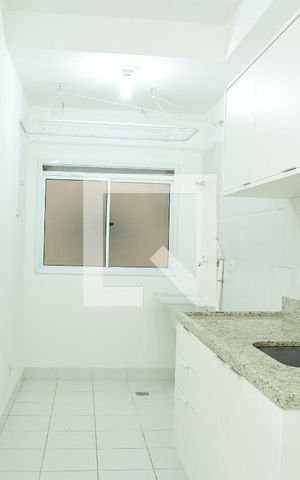 Apartamento para alugar com 65m², 2 quartos e 1 vagaCozinha e Área de Serviço