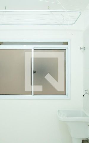 Apartamento para alugar com 65m², 2 quartos e 1 vagaÁrea de Serviço