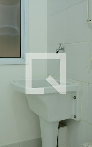 Apartamento para alugar com 65m², 2 quartos e 1 vagaÁrea de Serviço