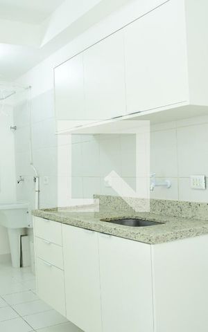 Apartamento para alugar com 65m², 2 quartos e 1 vagaCozinha e Área de Serviço