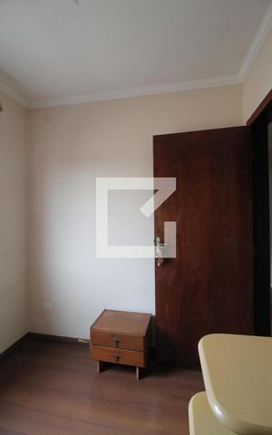 Casa à venda com 360m², 4 quartos e 1 vagaEscritório