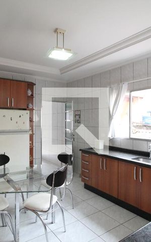 Casa à venda com 360m², 4 quartos e 1 vagaCozinha