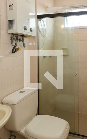 Apartamento para alugar com 69m², 2 quartos e 1 vagaBanheiro Corredor