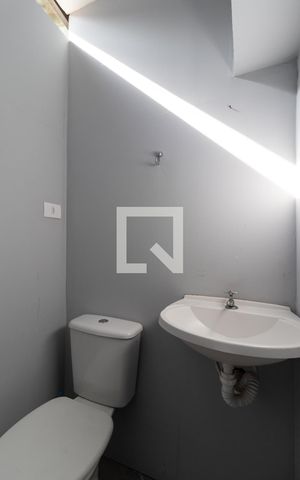 Casa para alugar com 120m², 2 quartos e sem vagaLavabo