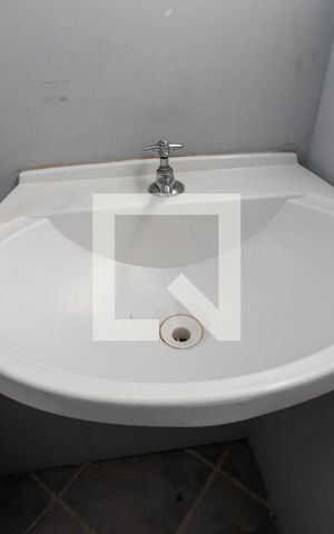 Casa para alugar com 120m², 2 quartos e sem vagaLavabo