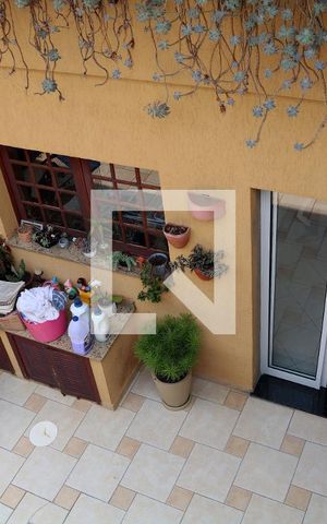 Casa à venda com 183m², 3 quartos e 2 vagasQuintal