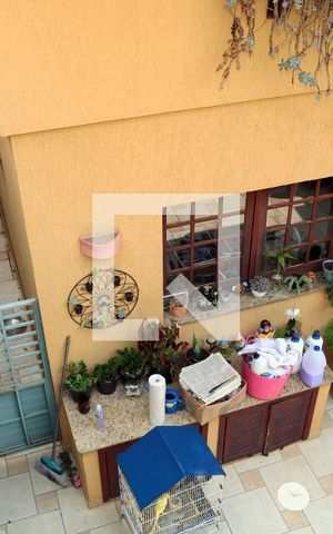 Casa à venda com 183m², 3 quartos e 2 vagasQuintal