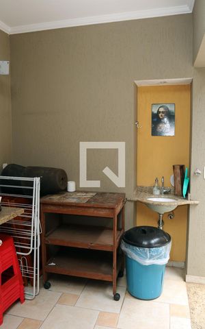 Casa à venda com 183m², 3 quartos e 2 vagasChurrasqueira