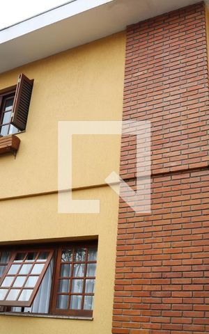 Casa à venda com 183m², 3 quartos e 2 vagasEntrada