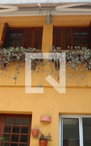 Casa à venda com 183m², 3 quartos e 2 vagasQuintal