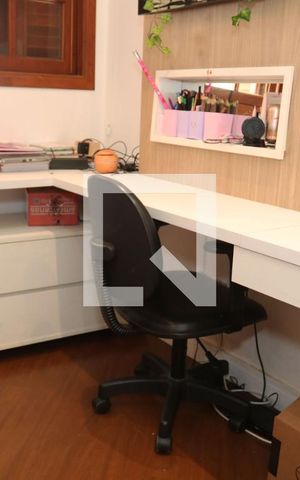 Casa à venda com 183m², 3 quartos e 2 vagasQuarto 3