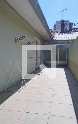 Casa à venda com 205m², 3 quartos e 2 vagasPátio _Fundos