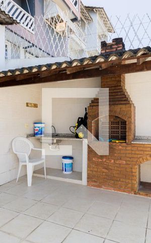 Casa de condomínio à venda com 380m², 3 quartos e 1 vaga Casa de condomínio à venda com 380m², 3 quartos e 1 vagaEspaço Gourmet