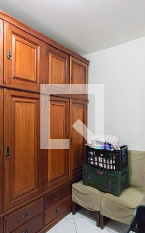 Casa de condomínio à venda com 380m², 3 quartos e 1 vaga Casa de condomínio à venda com 380m², 3 quartos e 1 vagaQuarto de Serviço