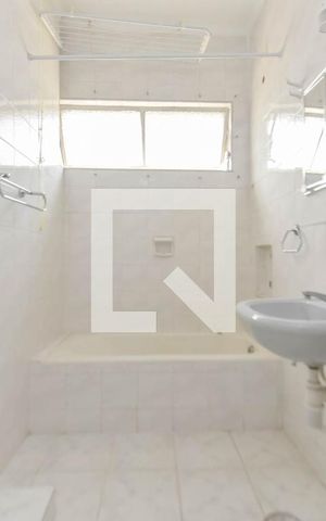 Studio à venda com 30m², 1 quarto e sem vaga Studio à venda com 30m², 1 quarto e sem vagaBanheiro