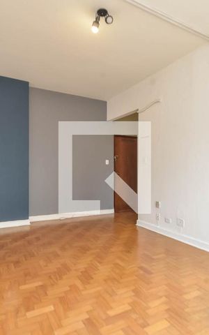 Studio à venda com 30m², 1 quarto e sem vaga Studio à venda com 30m², 1 quarto e sem vagaStudio