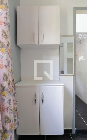 Studio para alugar com 30m², 1 quarto e sem vaga Studio para alugar com 30m², 1 quarto e sem vagaStudio