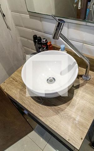 Casa à venda com 120m², 3 quartos e 1 vaga Casa à venda com 120m², 3 quartos e 1 vagaBanheiro Edícula