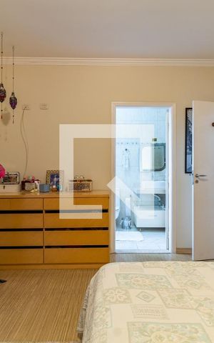 Casa à venda com 486m², 4 quartos e 6 vagas Casa à venda com 486m², 4 quartos e 6 vagasSuíte 2
