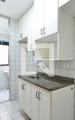 Apartamento à venda com 53m², 2 quartos e 1 vagaCozinha