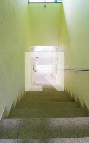 Casa à venda com 200m², 3 quartos e 3 vagasEscada Externa
