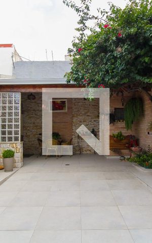 Casa à venda com 200m², 3 quartos e 3 vagasQuintal