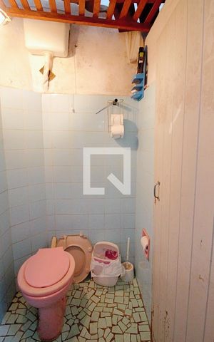 Casa para alugar com 780m², 4 quartos e 5 vagas Casa para alugar com 780m², 4 quartos e 5 vagasBanheiro de serviço