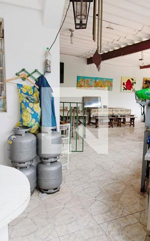 Casa para alugar com 780m², 4 quartos e 5 vagas Casa para alugar com 780m², 4 quartos e 5 vagasTerraço