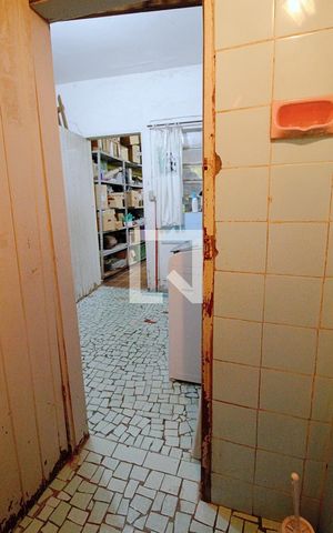 Casa para alugar com 780m², 4 quartos e 5 vagas Casa para alugar com 780m², 4 quartos e 5 vagasBanheiro de serviço