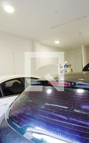 Casa para alugar com 780m², 4 quartos e 5 vagas Casa para alugar com 780m², 4 quartos e 5 vagasEdícula lateral