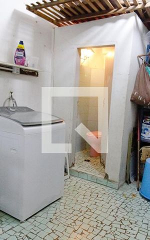 Casa para alugar com 780m², 4 quartos e 5 vagas Casa para alugar com 780m², 4 quartos e 5 vagasÁrea de Serviço