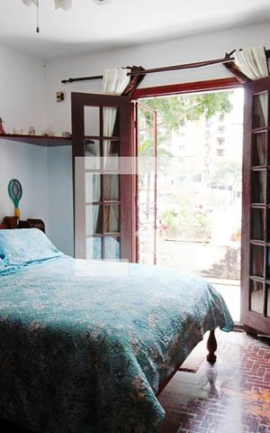 Casa para alugar com 780m², 4 quartos e 5 vagas Casa para alugar com 780m², 4 quartos e 5 vagasSuíte 1