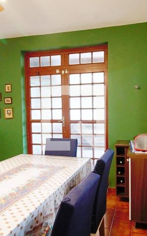 Casa para alugar com 780m², 4 quartos e 5 vagas Casa para alugar com 780m², 4 quartos e 5 vagasSala de Jantar