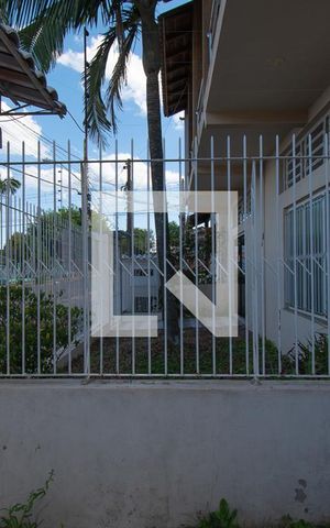 Casa à venda com 157m², 3 quartos e 3 vagas Casa à venda com 157m², 3 quartos e 3 vagaspátio frente