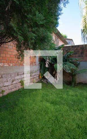 Casa à venda com 157m², 3 quartos e 3 vagas Casa à venda com 157m², 3 quartos e 3 vagaspátio